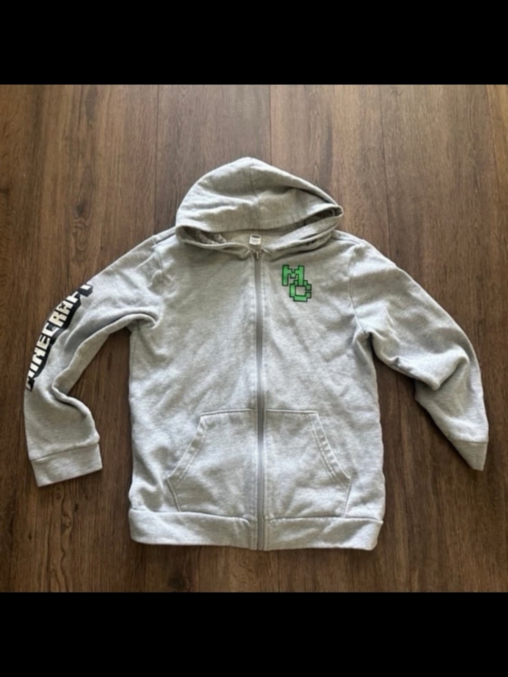 Minecraft boys zip up Hoodie Size XLARGE